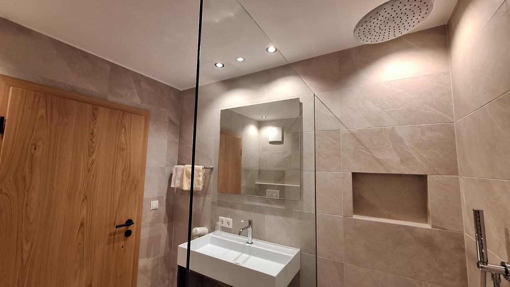 Alpenspitz Appartements - Garni - B&B Racines Exterior foto