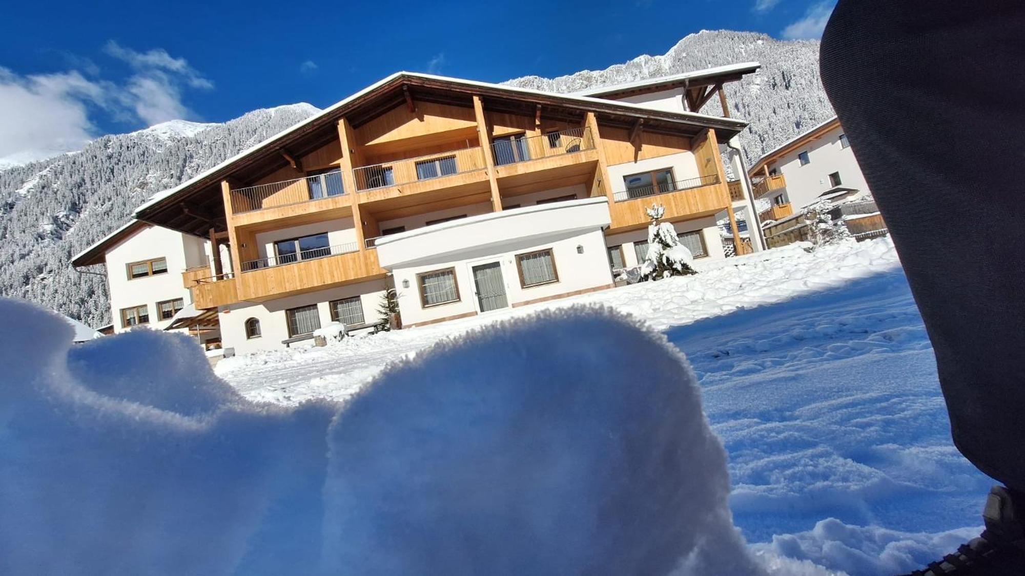 Alpenspitz Appartements - Garni - B&B Racines Exterior foto